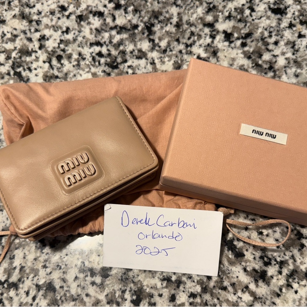 Miu Miu Cardholder Padded Puffy Beige NWT